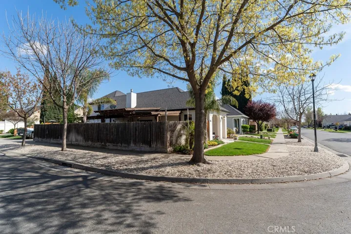 1813 Devonshire Drive, Chico, California 95928