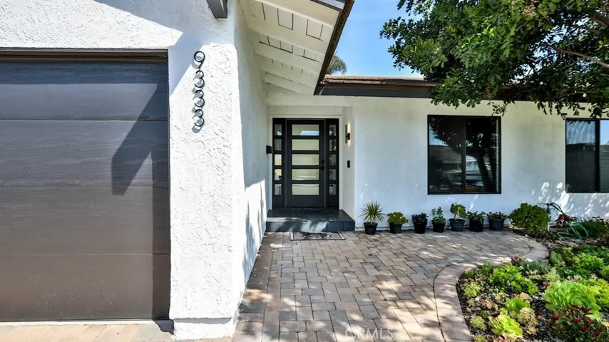 9333 Flicker Avenue, Fountain Valley, California 92708