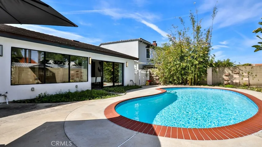 9333 Flicker Avenue, Fountain Valley, California 92708