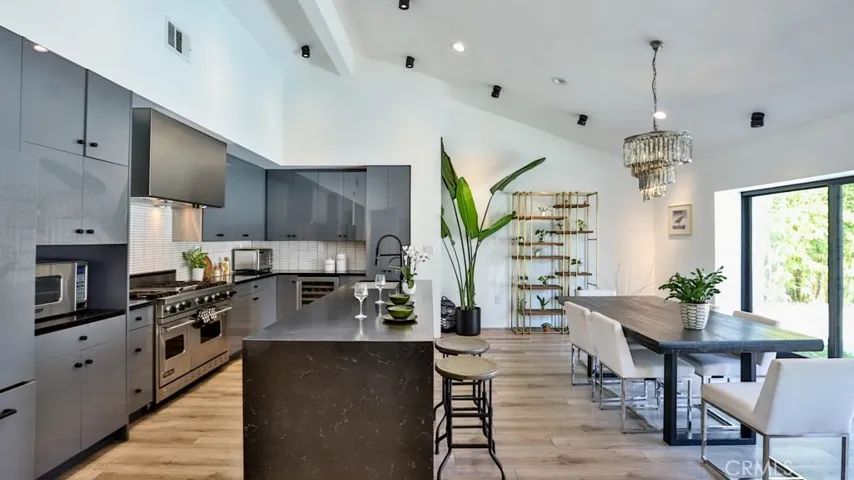 9333 Flicker Avenue, Fountain Valley, California 92708