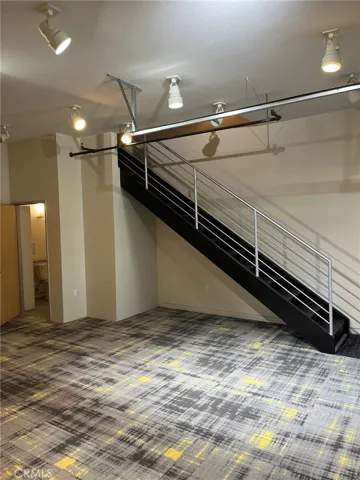 ground level staircase