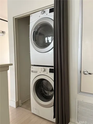 stackable washer and dryer
