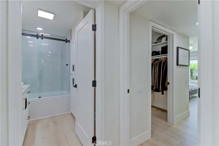 HALLWAY TO 2ND BEDROOM