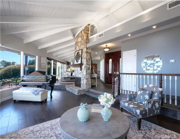 29929 Knoll View Drive, Rancho Palos Verdes, California 90275