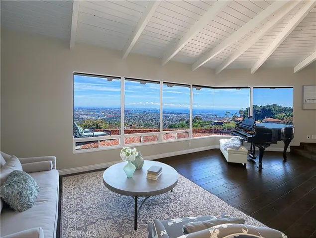 29929 Knoll View Drive, Rancho Palos Verdes, California 90275