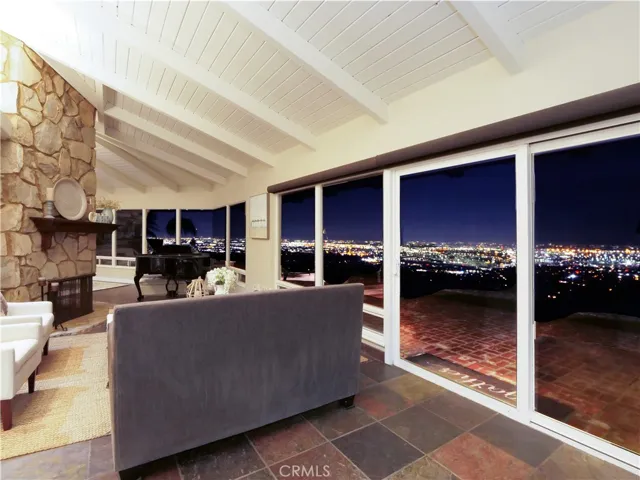 29929 Knoll View Drive, Rancho Palos Verdes, California 90275