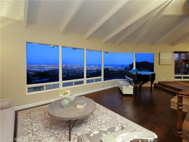 29929 Knoll View Drive, Rancho Palos Verdes, California 90275