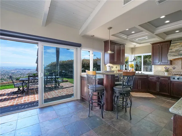 29929 Knoll View Drive, Rancho Palos Verdes, California 90275