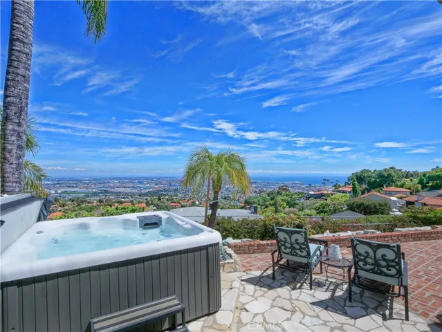 29929 Knoll View Drive, Rancho Palos Verdes, California 90275