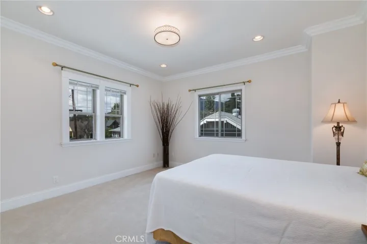122 N Alta Vista Avenue, Monrovia, California 91016