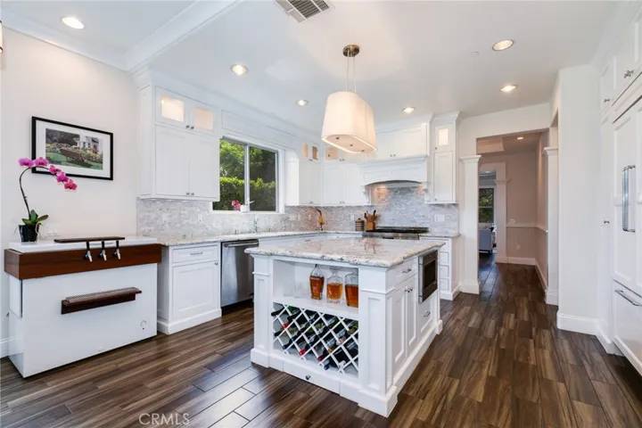 122 N Alta Vista Avenue, Monrovia, California 91016