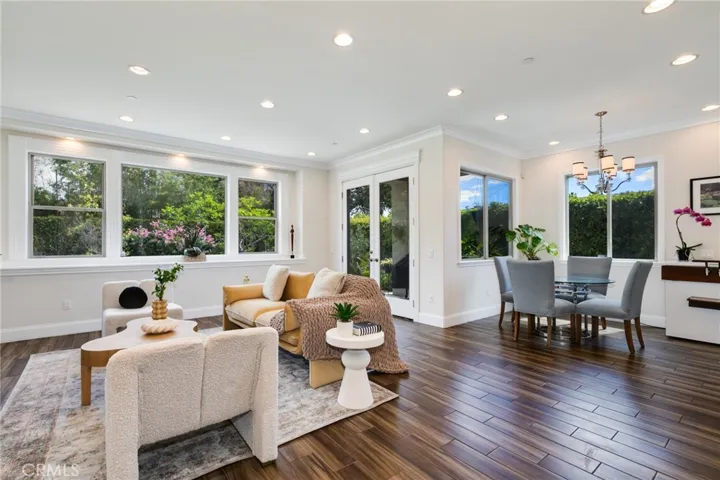 122 N Alta Vista Avenue, Monrovia, California 91016