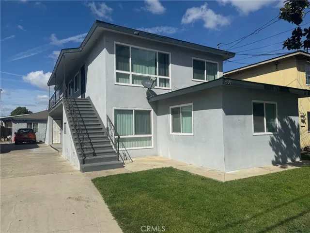 1521 W Santa Ana Boulevard, Santa Ana, California 92703