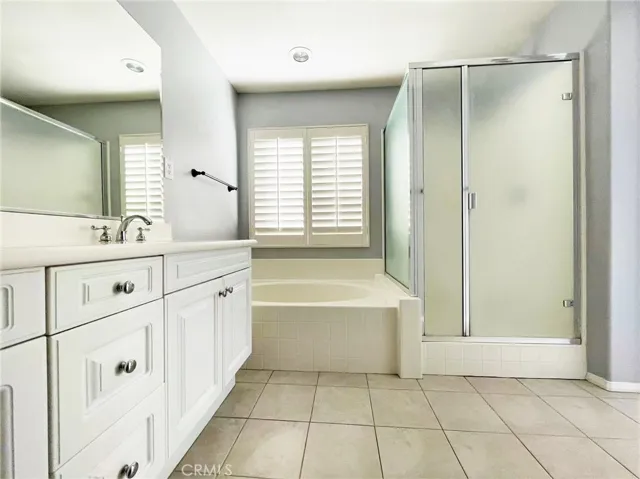 20 Fieldhouse, Ladera Ranch, California 92694