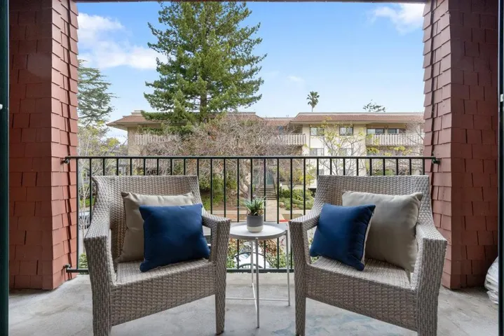 38 3rd Street 203, Los Altos, California 94022