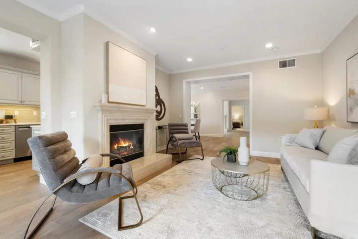 38 3rd Street 203, Los Altos, California 94022