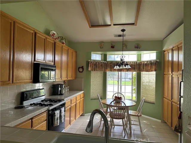 1997 Woodhaven Court, Merced, California 95340