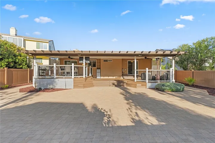 23041 Giant Fir Place, Canyon Lake, California 92587