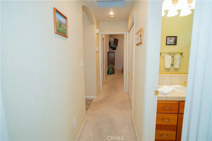 185 Little Johns Creek Drive, Oakdale, California 95361
