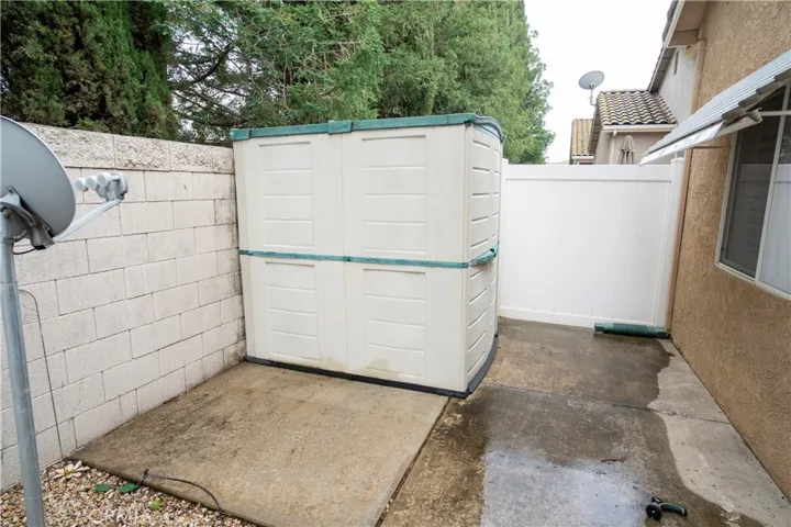 185 Little Johns Creek Drive, Oakdale, California 95361