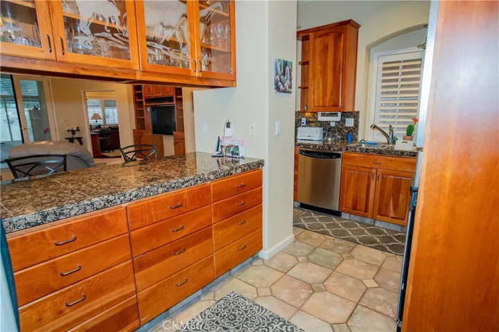 185 Little Johns Creek Drive, Oakdale, California 95361