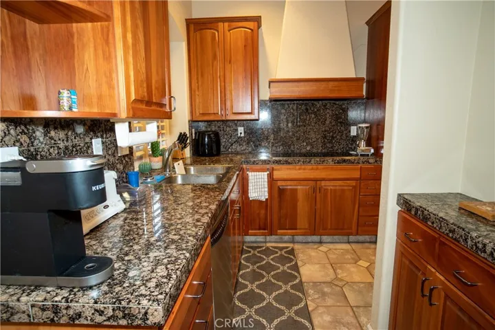 185 Little Johns Creek Drive, Oakdale, California 95361