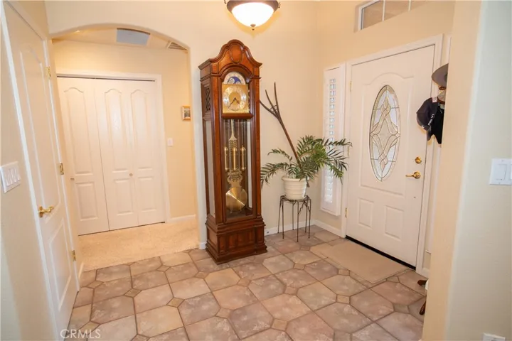 185 Little Johns Creek Drive, Oakdale, California 95361