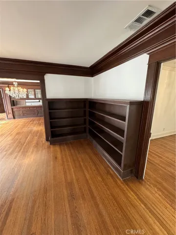 1329 N Genesee Avenue, Los Angeles, California 90046