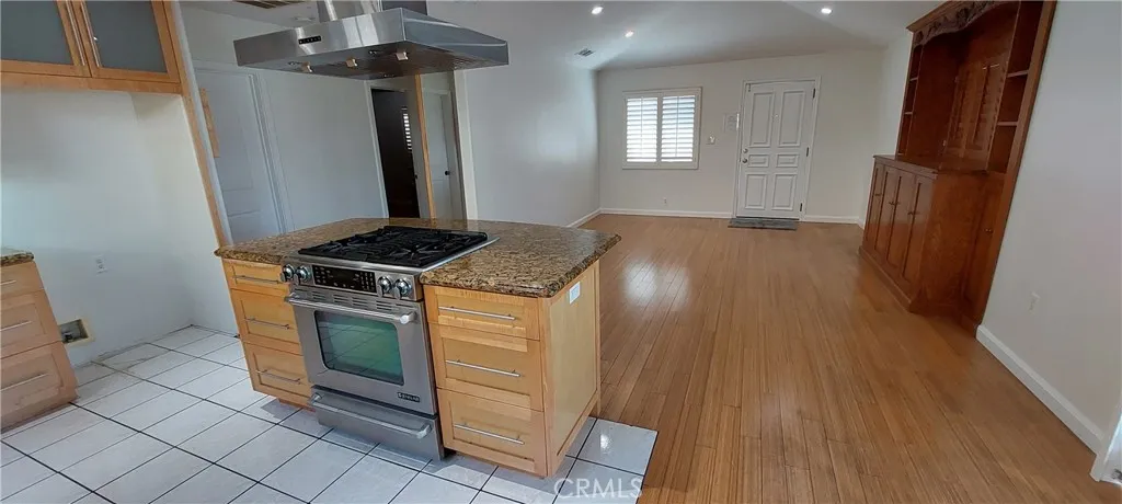 5238 Auckland Avenue, North Hollywood, California 91601