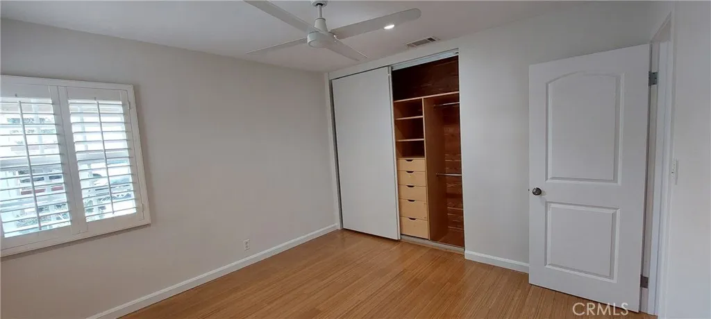 Bedroom 1 (Left)