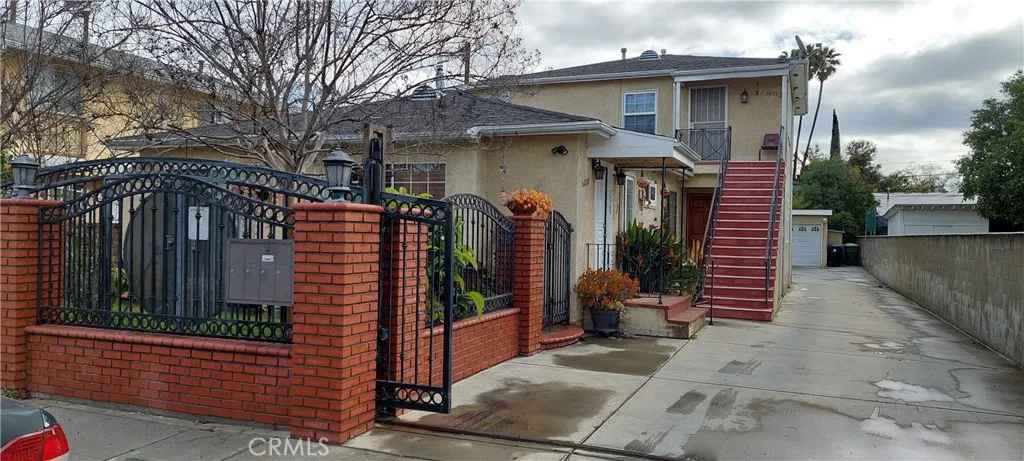 5238 Auckland Avenue, North Hollywood, California 91601