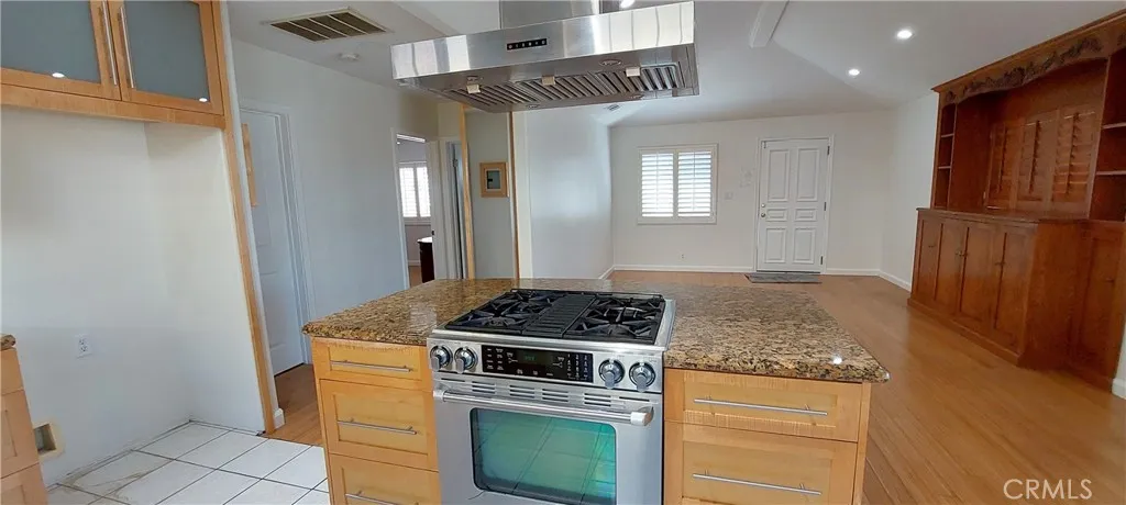 5238 Auckland Avenue, North Hollywood, California 91601