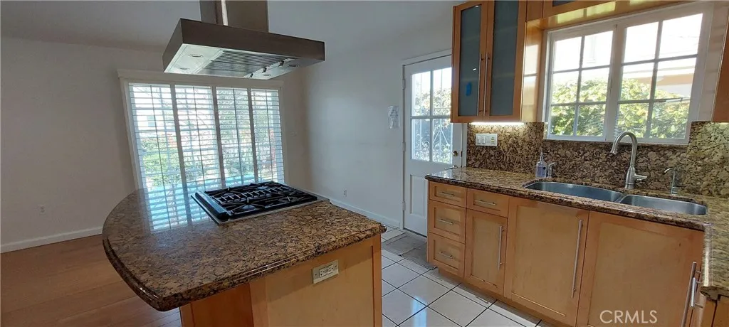 5238 Auckland Avenue, North Hollywood, California 91601
