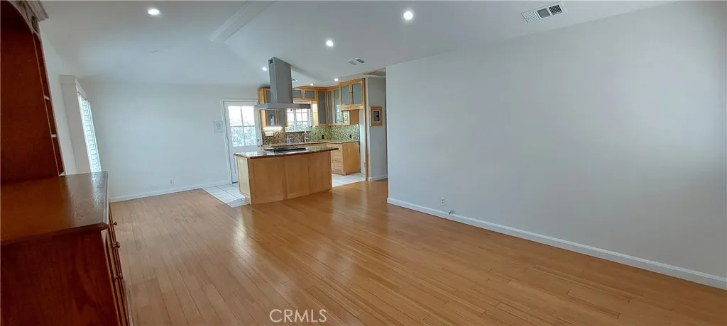 5238 Auckland Avenue, North Hollywood, California 91601