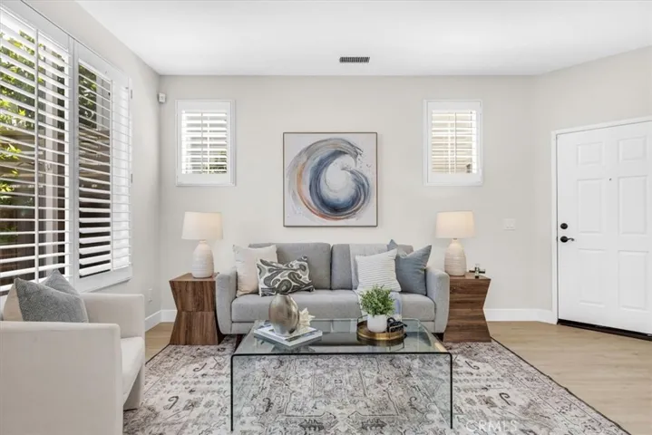 133 Bloomfield Lane, Rancho Santa Margarita, California 92688