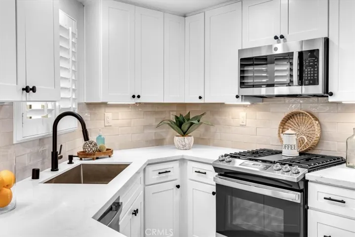 133 Bloomfield Lane, Rancho Santa Margarita, California 92688
