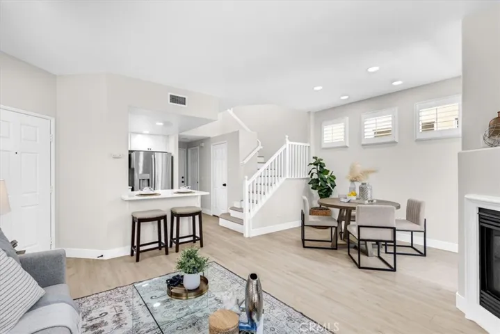133 Bloomfield Lane, Rancho Santa Margarita, California 92688