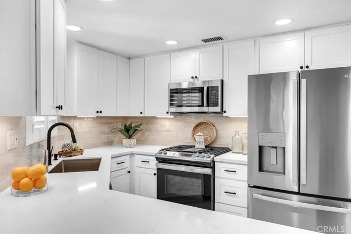 133 Bloomfield Lane, Rancho Santa Margarita, California 92688