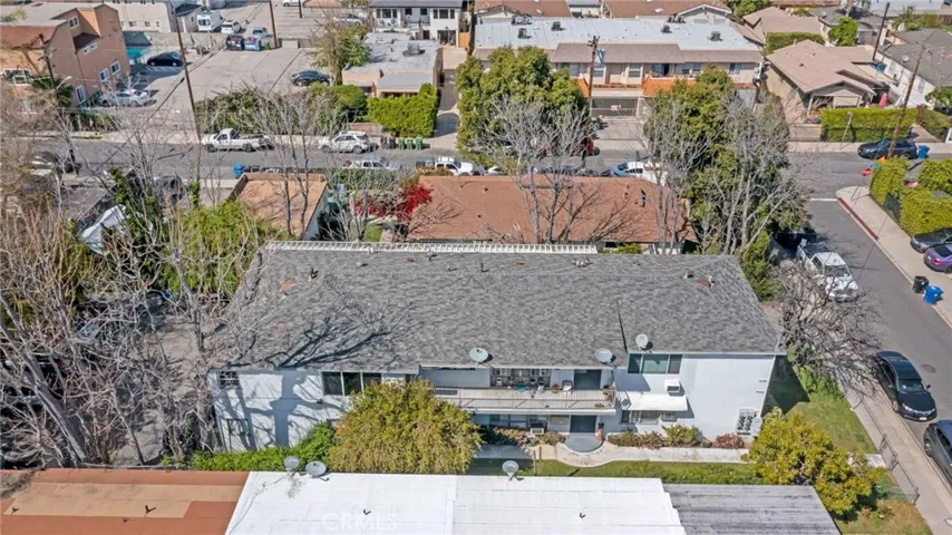 5653 Bakman Avenue, North Hollywood, California 91601