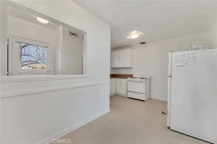 5653 Bakman Avenue, North Hollywood, California 91601