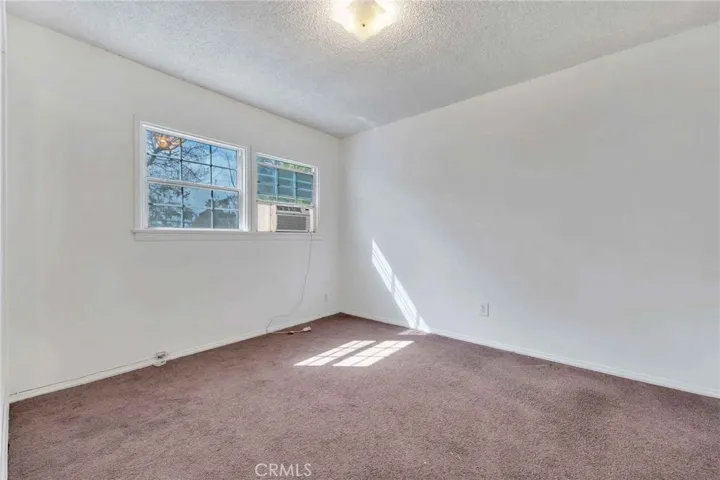 5653 Bakman Avenue, North Hollywood, California 91601