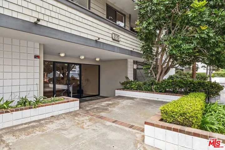 306 Bora Bora Way 202, Venice, California 90292