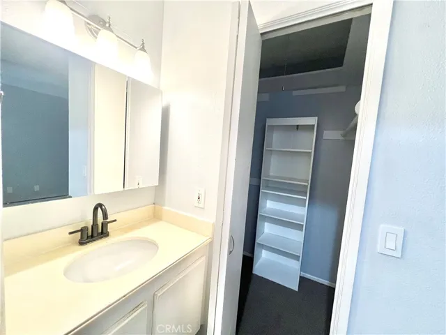 7101 Farralone Ave 143, Canoga Park, California 91303