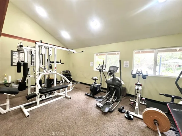 7101 Farralone Ave 143, Canoga Park, California 91303