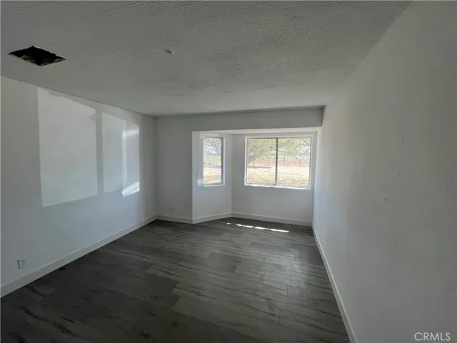 36265 172nd Street E, Llano, California 93544