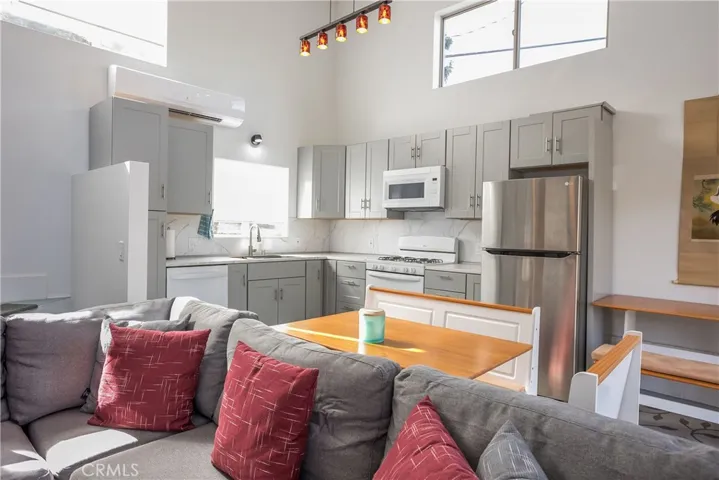 2032 Woodland Drive, Pine Mountain Club, California 93222