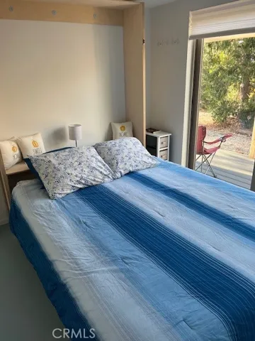 Murphy bed