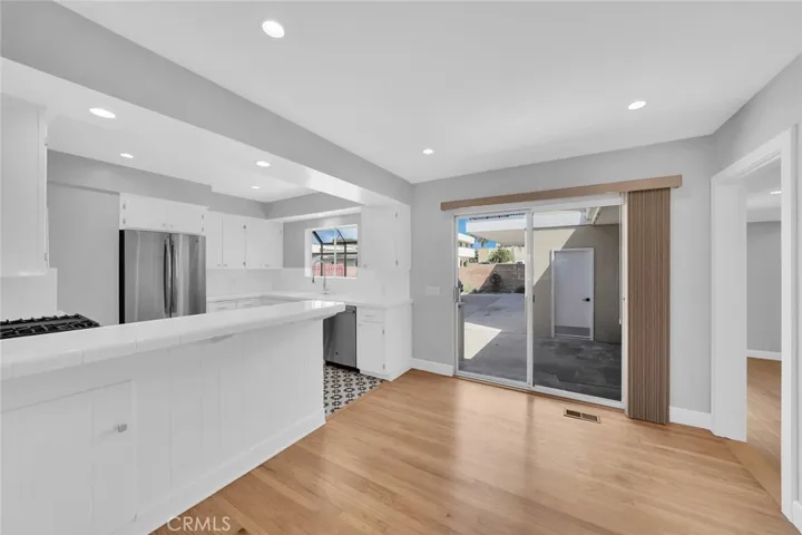 Dining Area Off Kitchen.