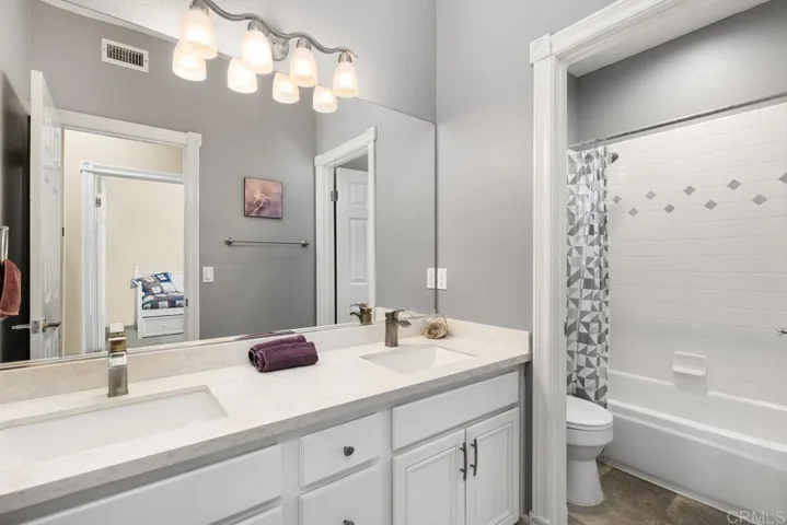 Upstairs Hall Bath