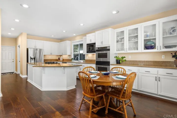 2255 Camino Robledo, Carlsbad, California 92009